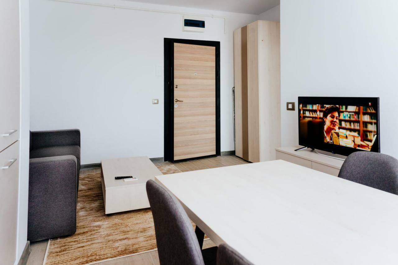 Alezzi Beach Resort Неводарі Екстер'єр фото