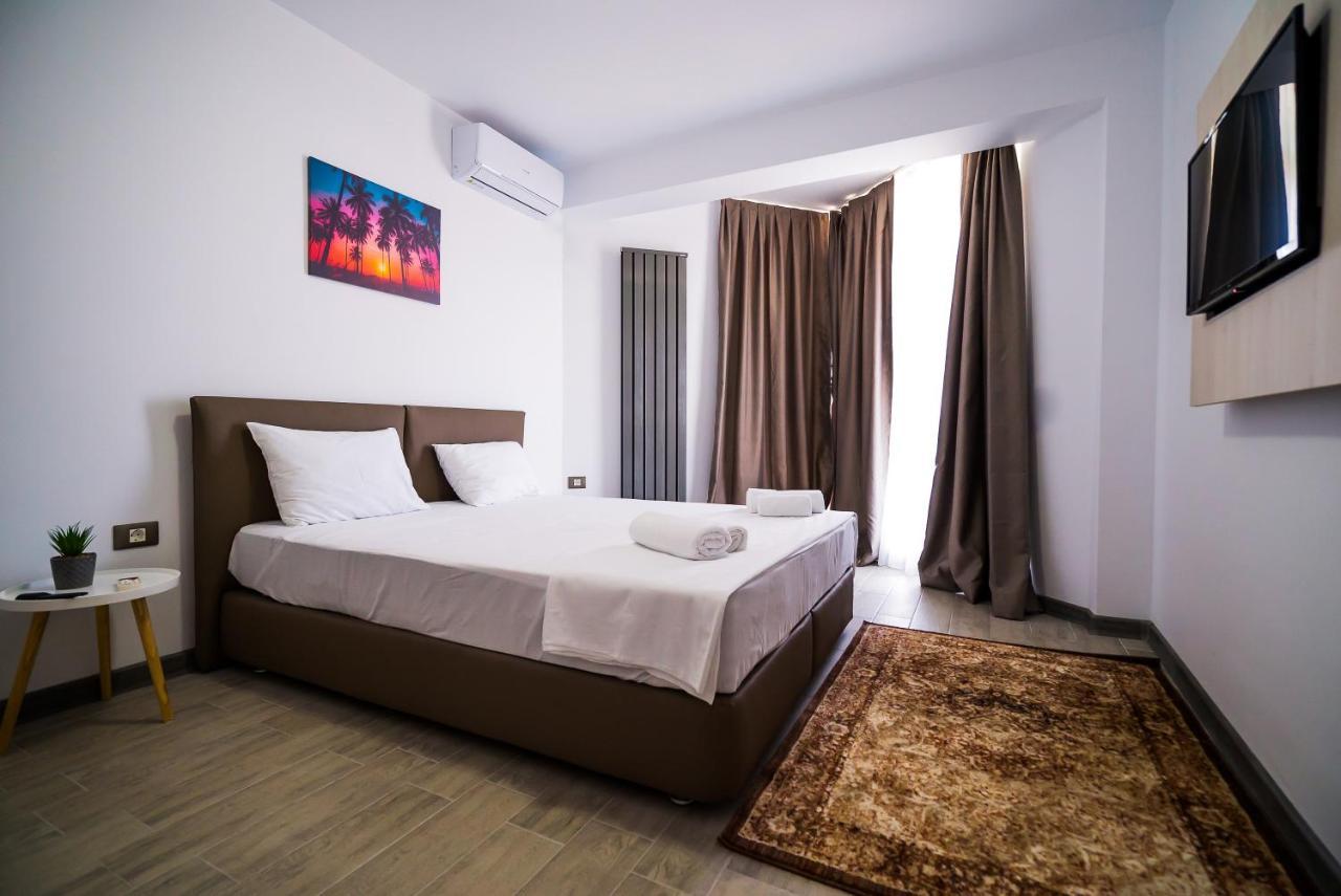 Alezzi Beach Resort Неводарі Екстер'єр фото